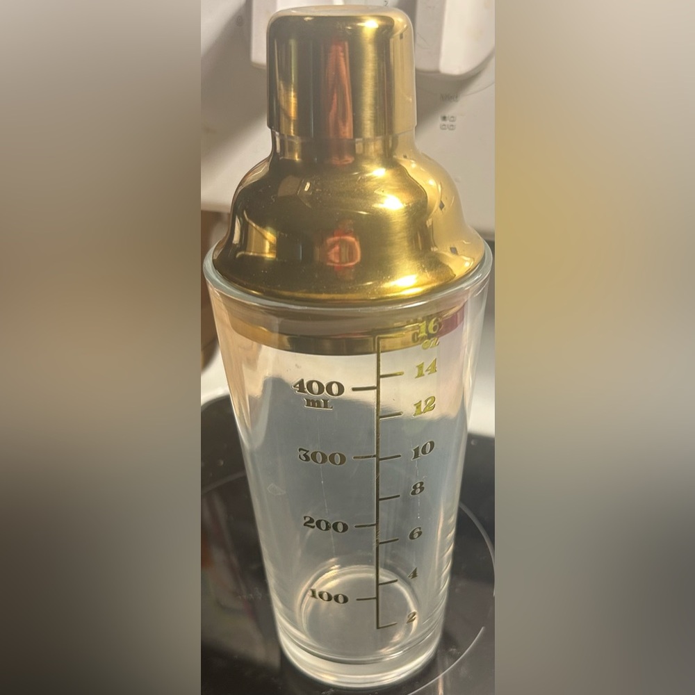 16oz glass cocktail shaker with a gold stainless steel lid - never used